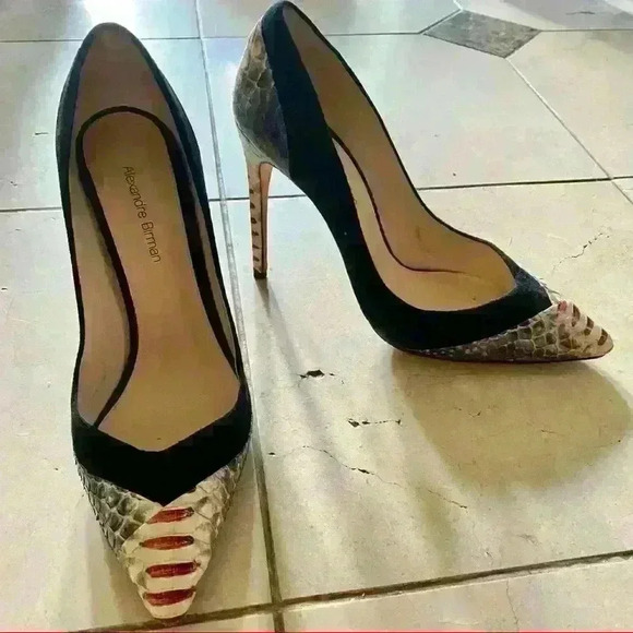 Alexandre Birman Python & Suede Pointy-Toe Pumps - Picture 3 of 11